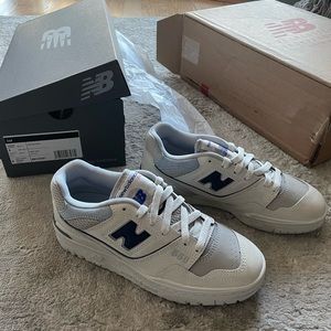 New Balance 550 grey and navy sneakers